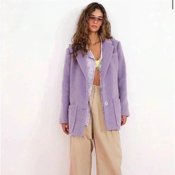 FOR LOVE & LEMONS
Oversized Knit Blazer - Picture 1 of 5
